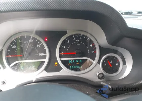 2010 Jeep Wrangler Unlimited Sport from USA, damaged, VIN 1J4BA3H14AL223401